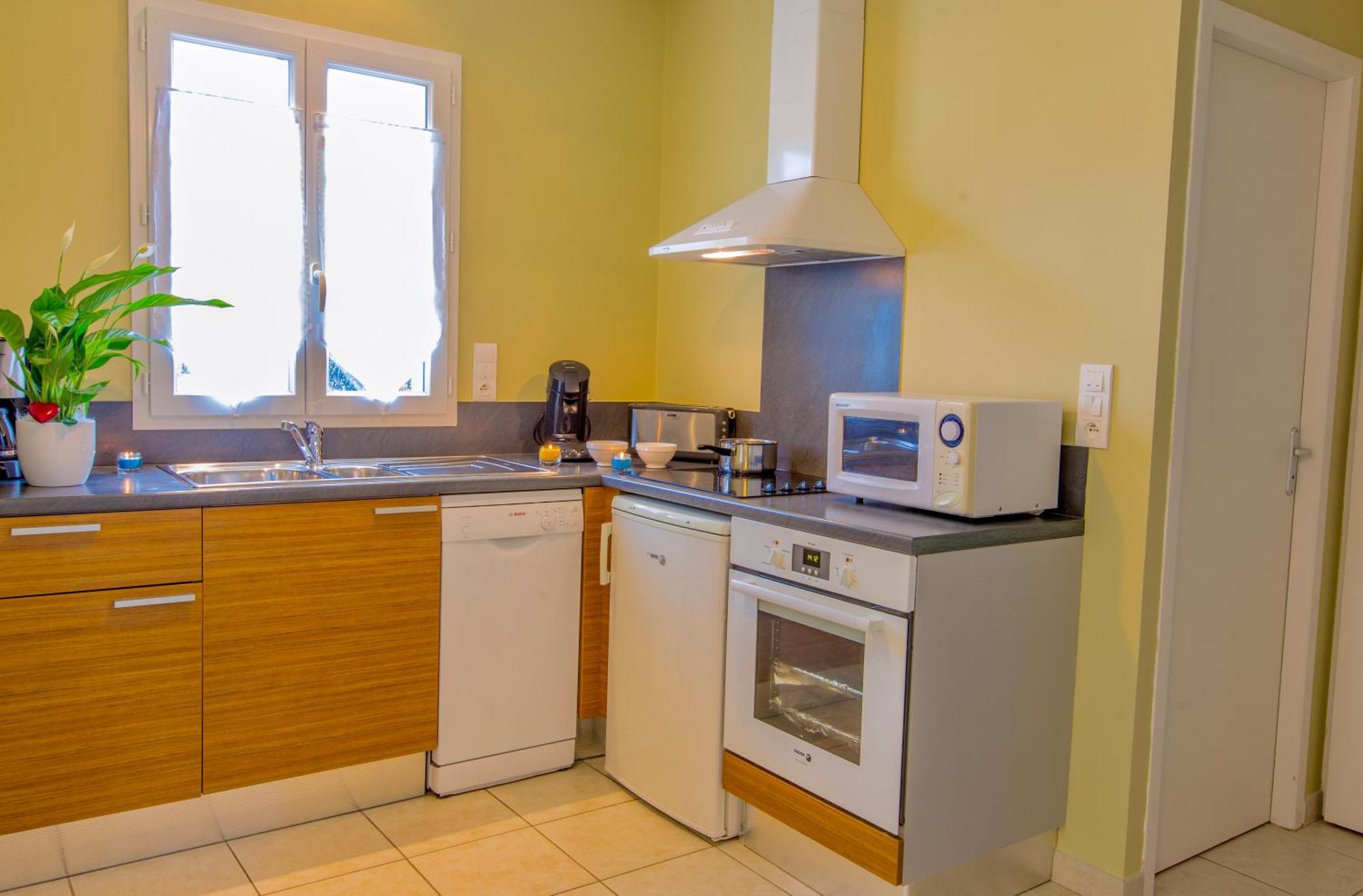 Atlantic Residence Жонзак Екстериор снимка