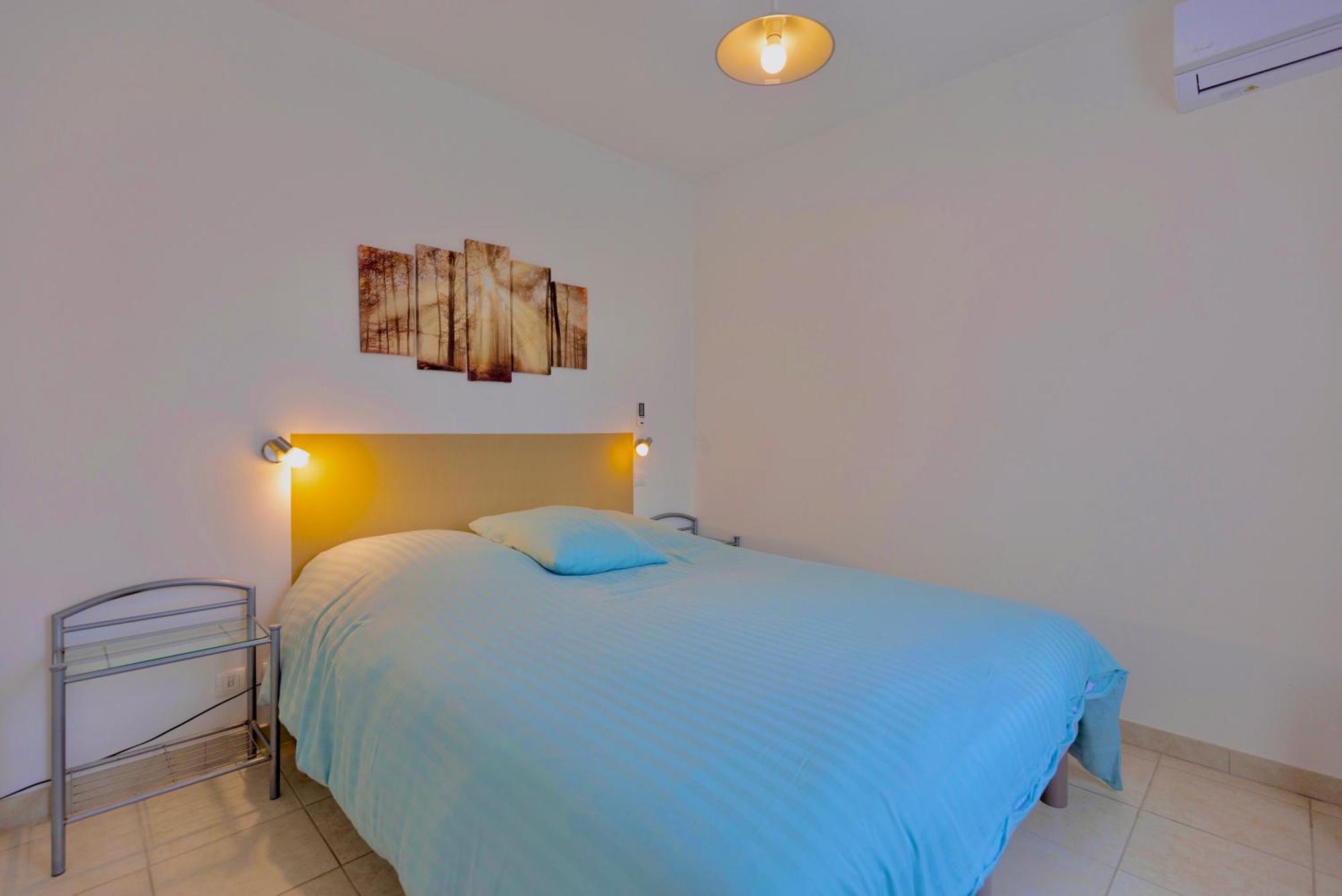 Atlantic Residence Жонзак Екстериор снимка