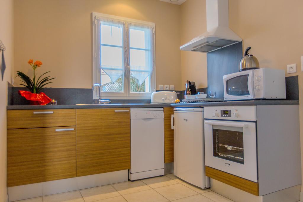 Atlantic Residence Жонзак Стая снимка